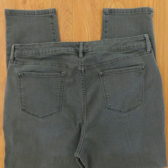 Martha Stewart Jeans Womens 16 Gray Patchwork 5 Pocket Ankle Jeans A301087 EUC - Picture 3 of 13